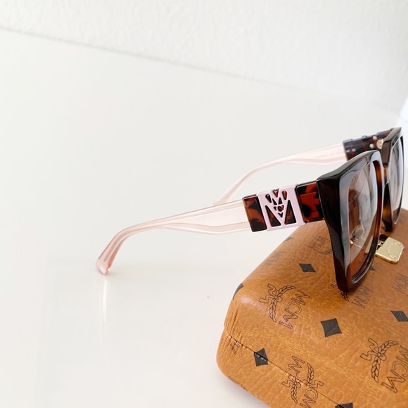 Authentic mcm brand new - Picture 6 of 9